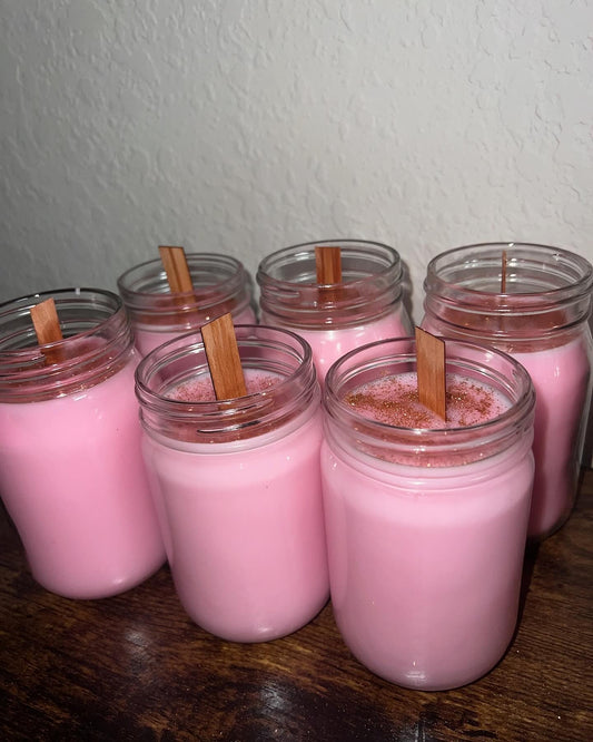 Sandalwood and rose candle 12oz